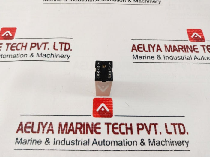 Lot Of 2X Omron H3Y-2 Timer Relay 0-30 Sec 50/60 Hz