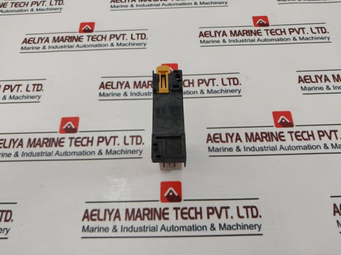 Omron H3Y-2 Timer With Base 0-60 Sec