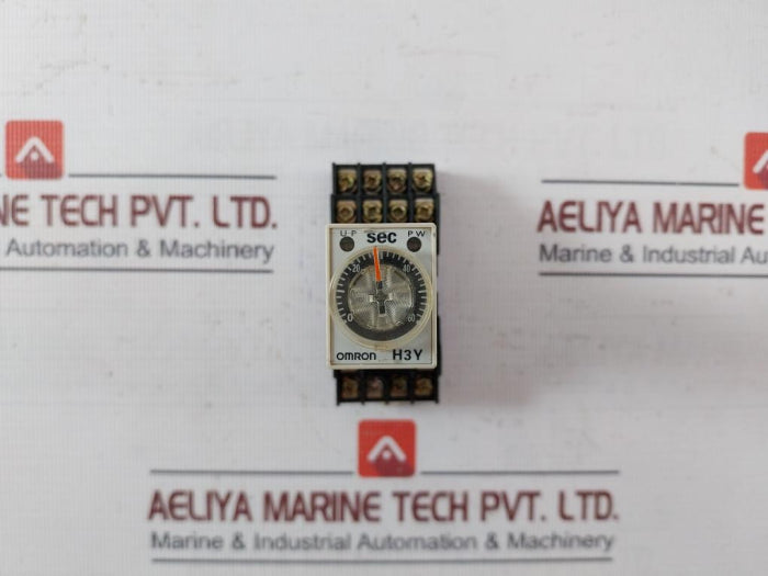 Omron H3Y-4 Timer Module With Base 24Vdc 07190N / Kh-rs-14 0–60 Sec