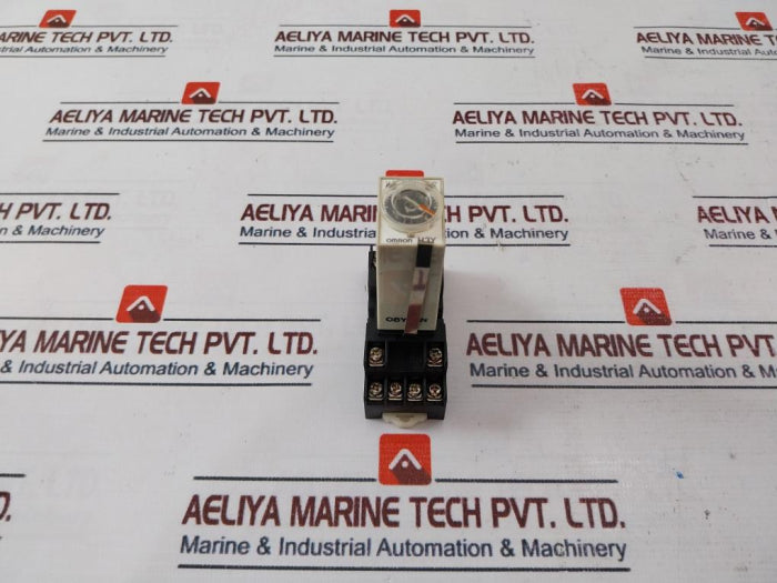Omron H3Y-4 Timer With Base 24Vdc
