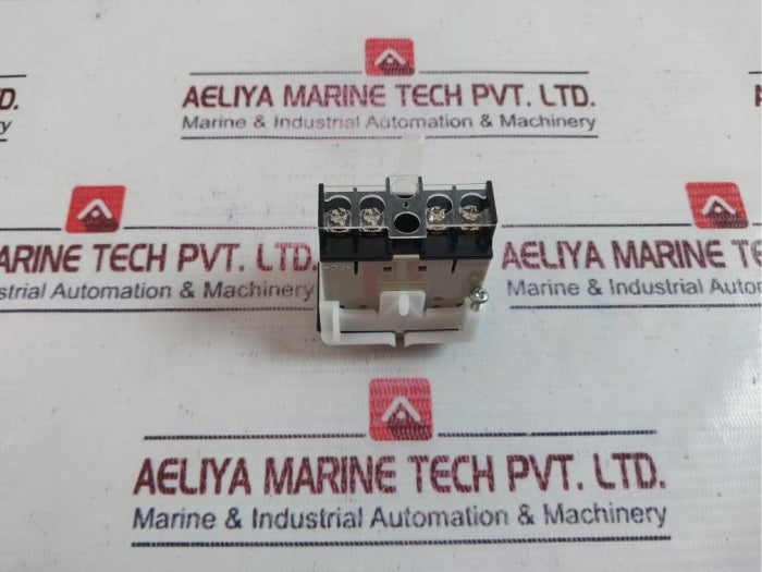 Omron H7Ec-nfv Total Counter 24-240V~ 50/60Hz