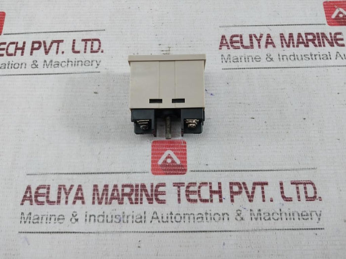 Omron H7Et-bm Time Counter Hour Meter Digital Display