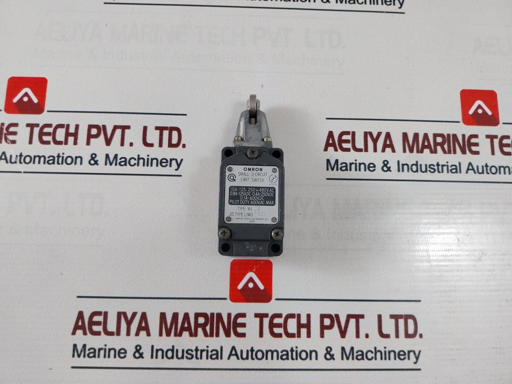 Omron Jis L1W3 P2X1 Small 2-circuit Limit Switch 672010