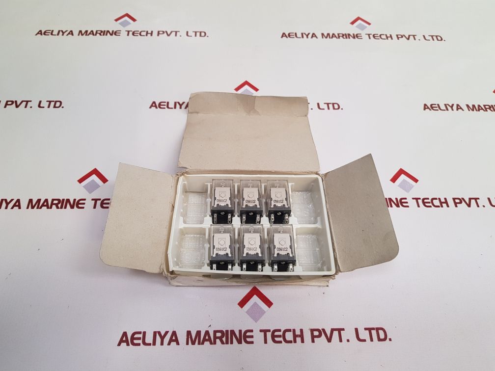 Set Of 6X Omron My2 Relay 5A At 240Vac