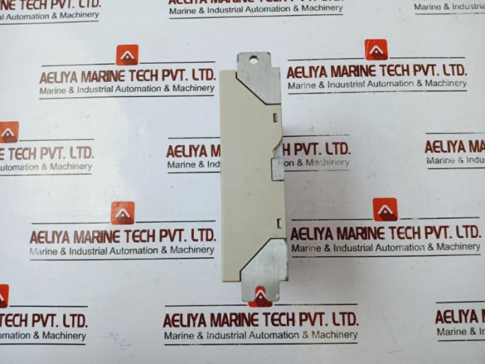 Omron R7D-bp01H Ac Servo Driver 200-240V 1.6A/0.7A 50/60Hz 2500P/R