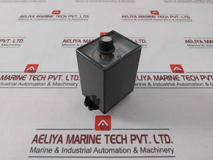 Omron Stp-nm Subminy Timer 0-6 Second 200/220V 250Vac 50/60Hz