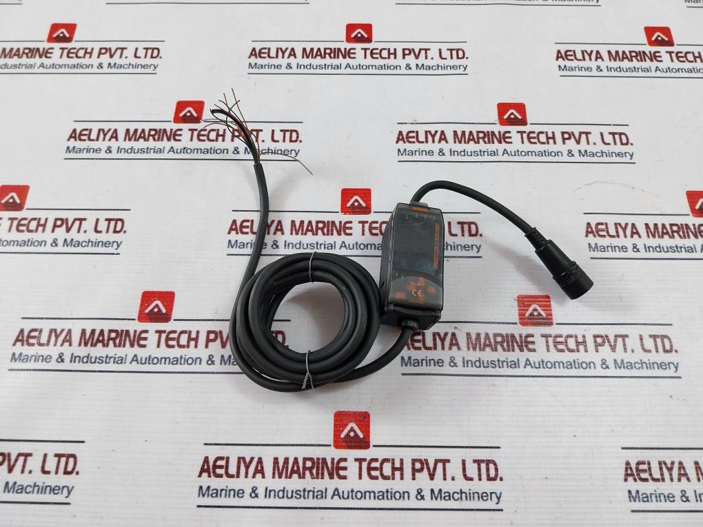 Omron Zx-lda11 Smart Sensor Laser Measurement Amplifier