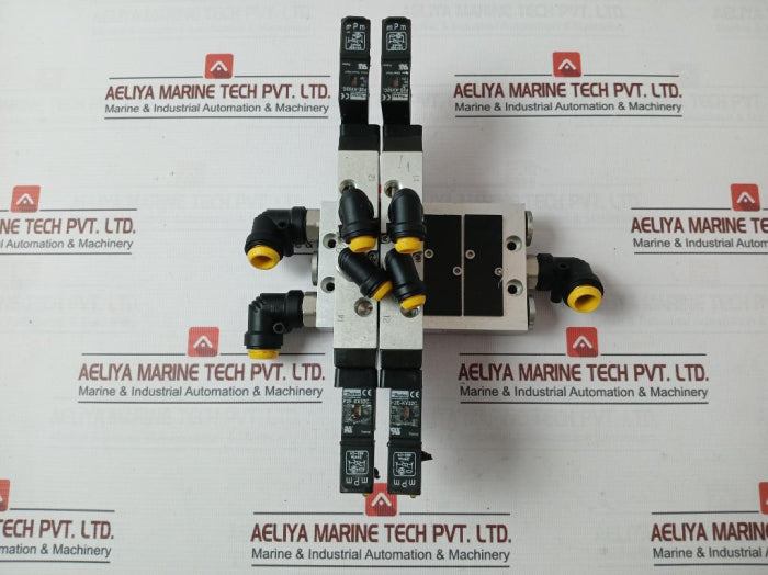 Parker 9121594806X Manifold Bar And Solenoid Valve P2E-kv32C 24Vdc 10 Bar/145Psi