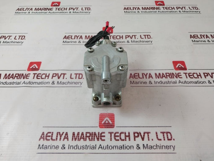 Parker K125104161 Direction Control Valve