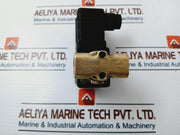 Parker Lucifer 121K02 Solenoid Valve W/ Coil 483510S6F