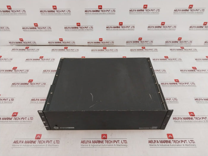 Pelco Cm6800-32X6-x Matrix Switcher/Controller 50/60Hz 120/230V