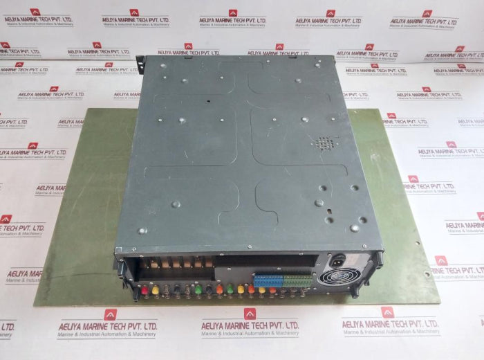 Pelco Dx8116-250 16 Channel Hybrid Video Recorder 100-240V 50/60Hz