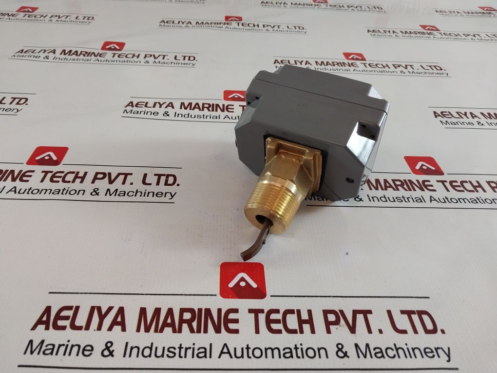 Penn F261Kah-v01 Liquid Flow Switch – Aeliya Marine