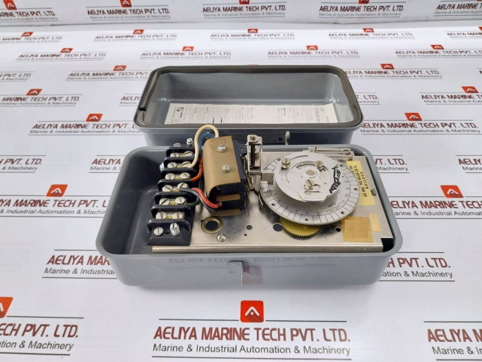 Paragon 632-23 Series 632 Defrost Timer A-885-23, C-3397 200V 60Hz 25A 750Va