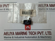 Omron V-15G5-1C25-k Basic Snap Action Switch 0.1A 125Vdc 2250Ra4 1 3Xg47