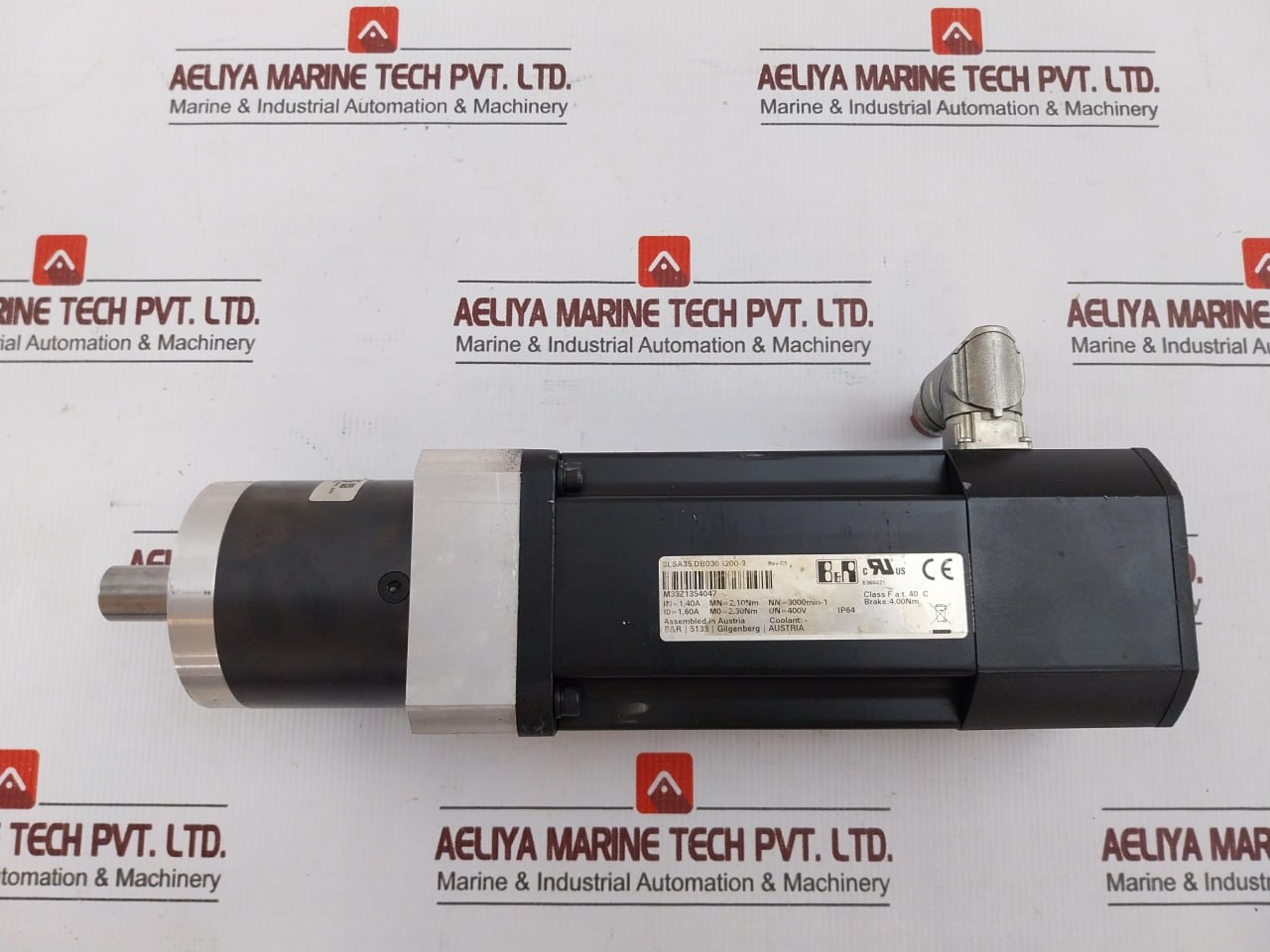 B&R 8Lsa35.Db030S200-3 Synchronous Servo Motor W/ Gearbox Ip64 E360421 Rev: A0