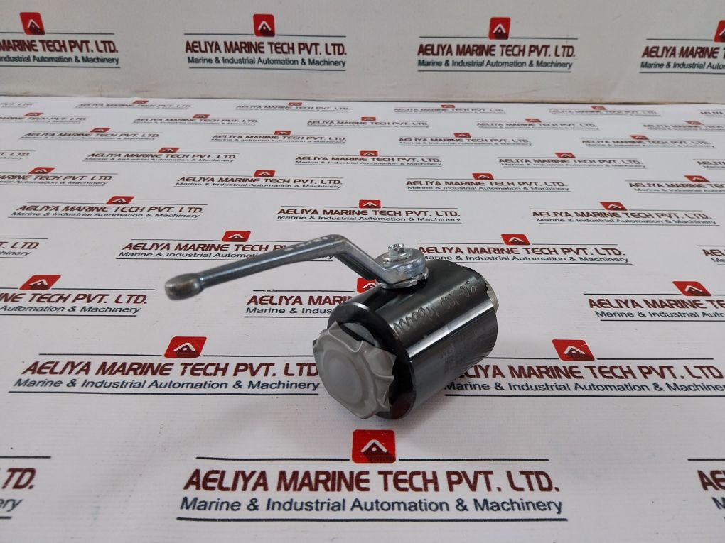 Pister Hrkh-1/2Npt 13 Handlever Ball Valve 1/2" Nptf, 11760 Psi