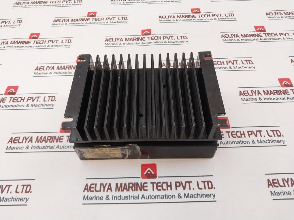 Power-one Ak1615-7R Dc-dc Converter 8-35V 22.5A