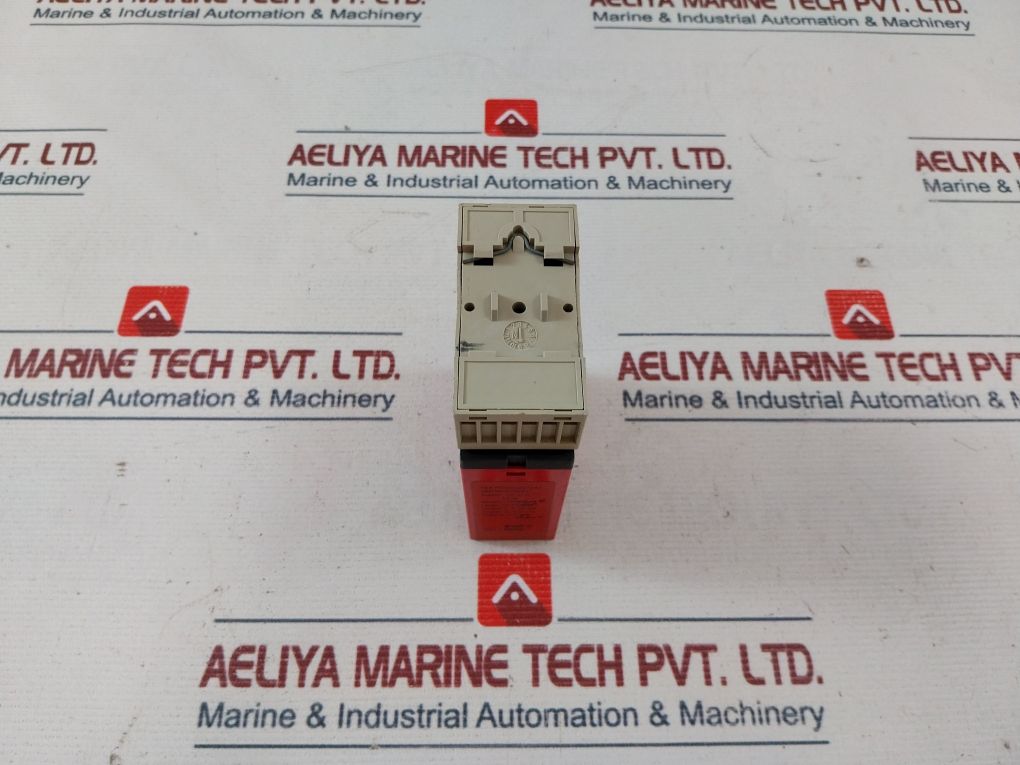 Pr Electronic 2271 R/I Transmitter/ Trip Amplifier With Base Pf113A-n