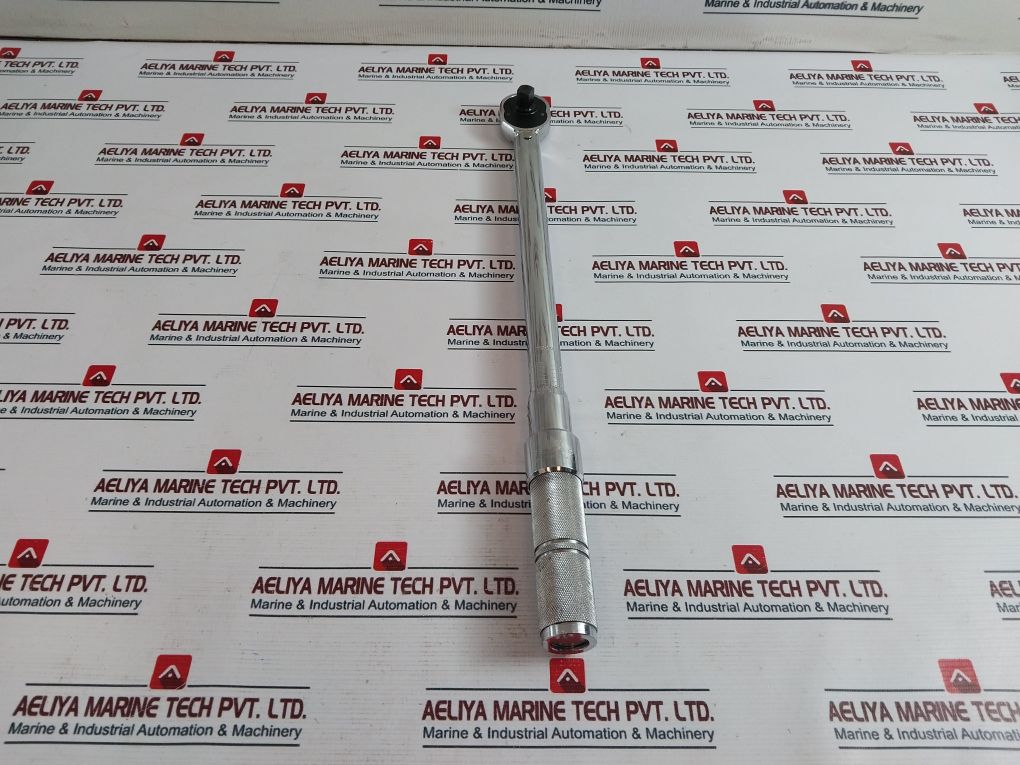 Proto 6016C 1/2" Drive 30-150 Ft/Lb. Ratcheting Head Micrometer Torque Wrench