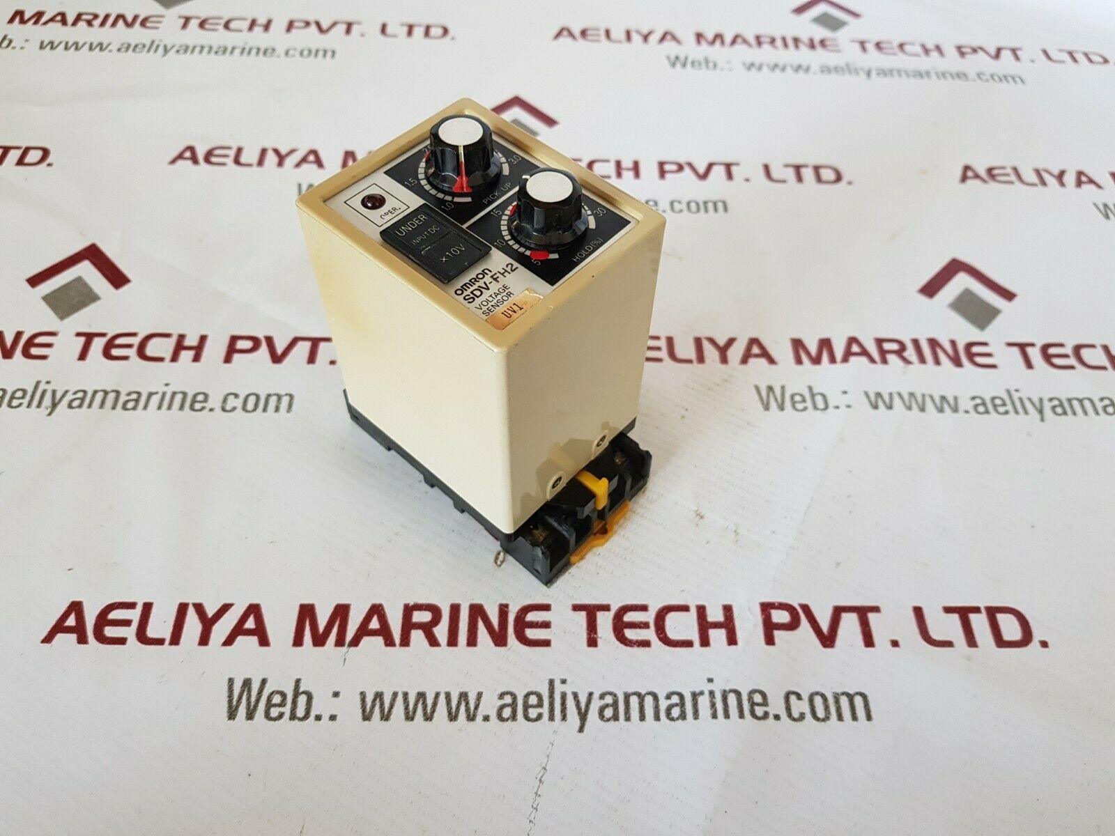 Omron sdv-fh2 24vdc voltage sensor