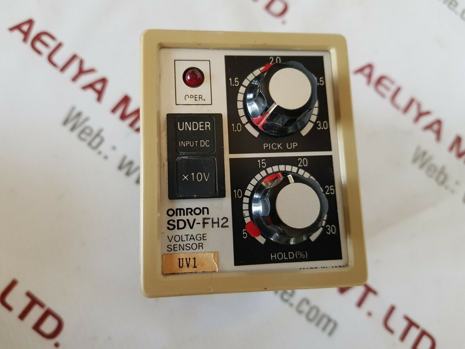 Omron sdv-fh2 24vdc voltage sensor