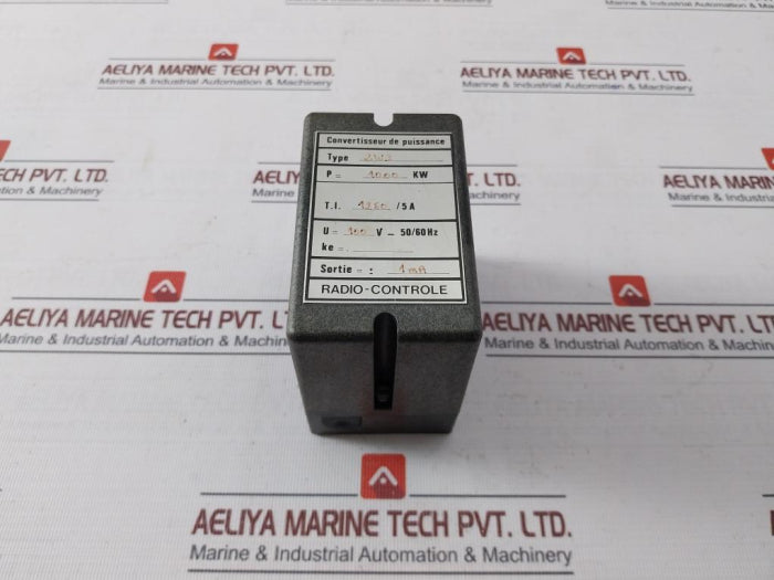 Radio-controle 2W3 Power Converter 1000 Kw 1250/5A 100V-50/60Hz 1Ma