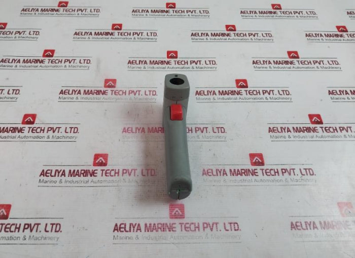 Raytek Mt Series Portable Ir Thermometer Wavelength 630-670Nm