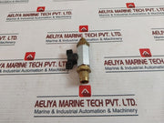 Refco 9884185 Hose Connector With Ball Valve 1/4 Sae Yellow