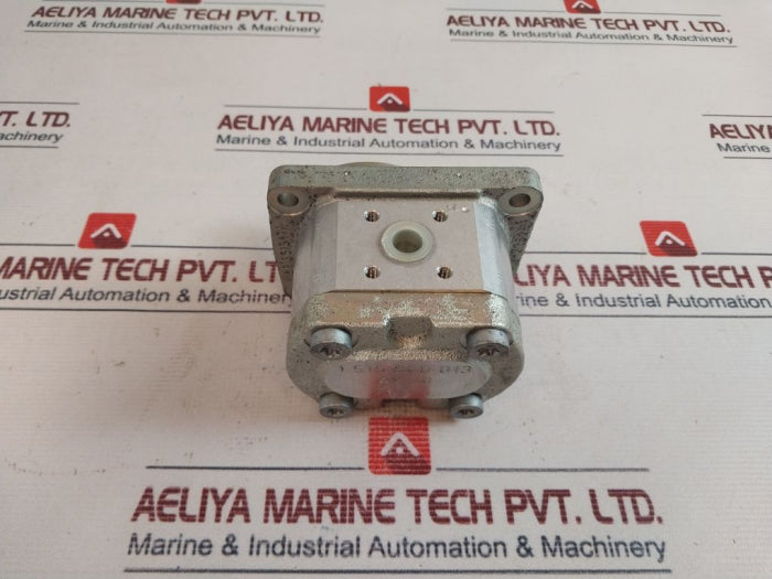 Rexroth 0510 225 006 Hydraulic Gear Pump Av-8