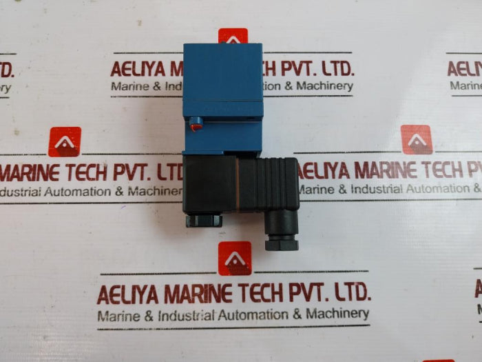 Rexroth 3722250220 Pneumatic Directional Valve 3420547022 24V Dc 4.8W