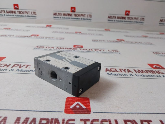 Rexroth 571 040 000 0 Pneumatic Valve