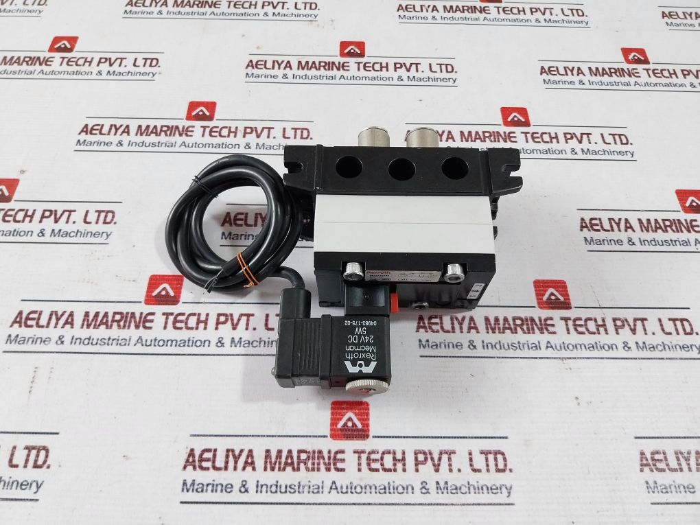 Rexroth R401001276 Pneumatic Directional Valve 24V Dc 5812010000
