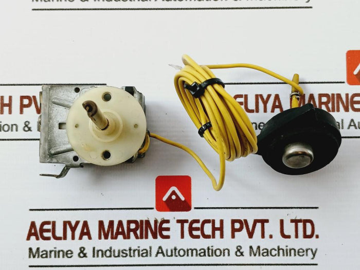 Rieber Type 716 R-9653K 1 Pole Electro-mechanical Temperature Control Thermostat