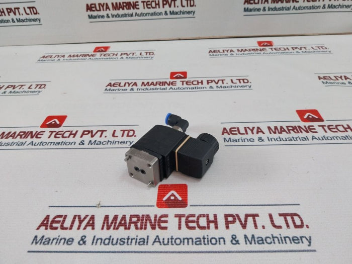 Riken Keiki Rk-3Sv-m C 2,0 Fpm Va 3 Way Solenoid Valve