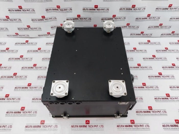 Robertson 37796860 Cabinet + Server Motherboard + Cmt Anti-vibrate Mounting