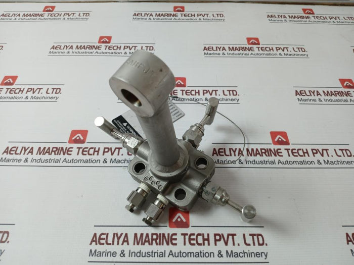 Rosemount 3095Mfc Compact Orifice Flow Meter Rev: Ab Pn100 0.5