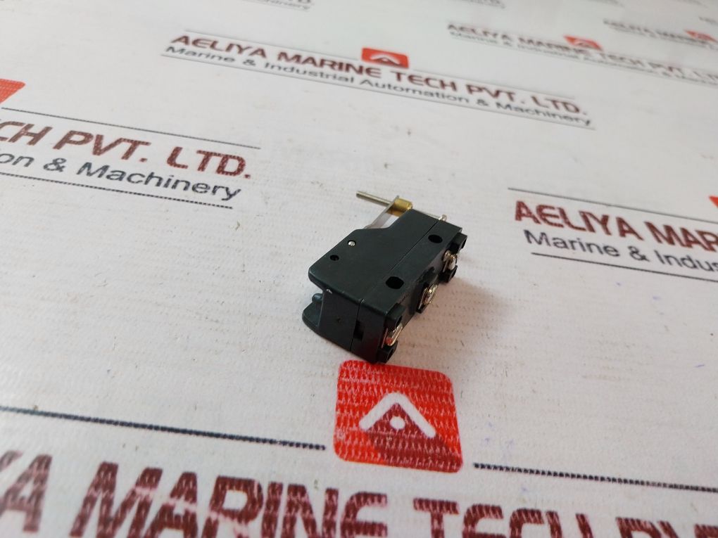 Rotondi 3010003 Control Micro Switch – Aeliya Marine