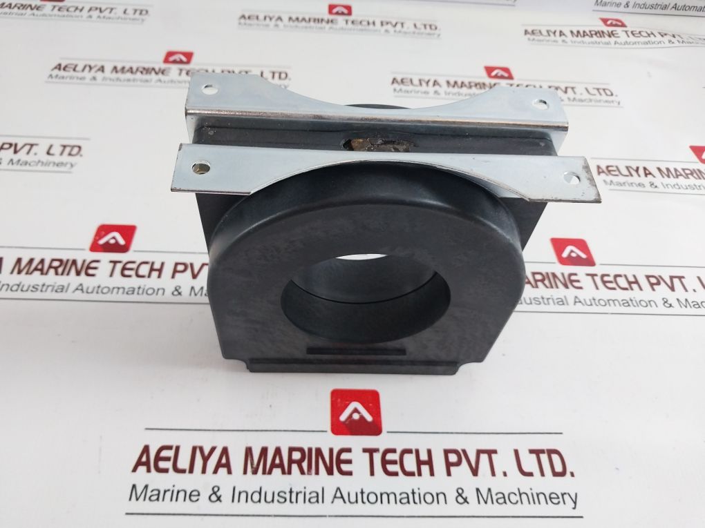 Rs 45 Cepoy 2000/1A 10Va Cl 3 Current Metering Transformer