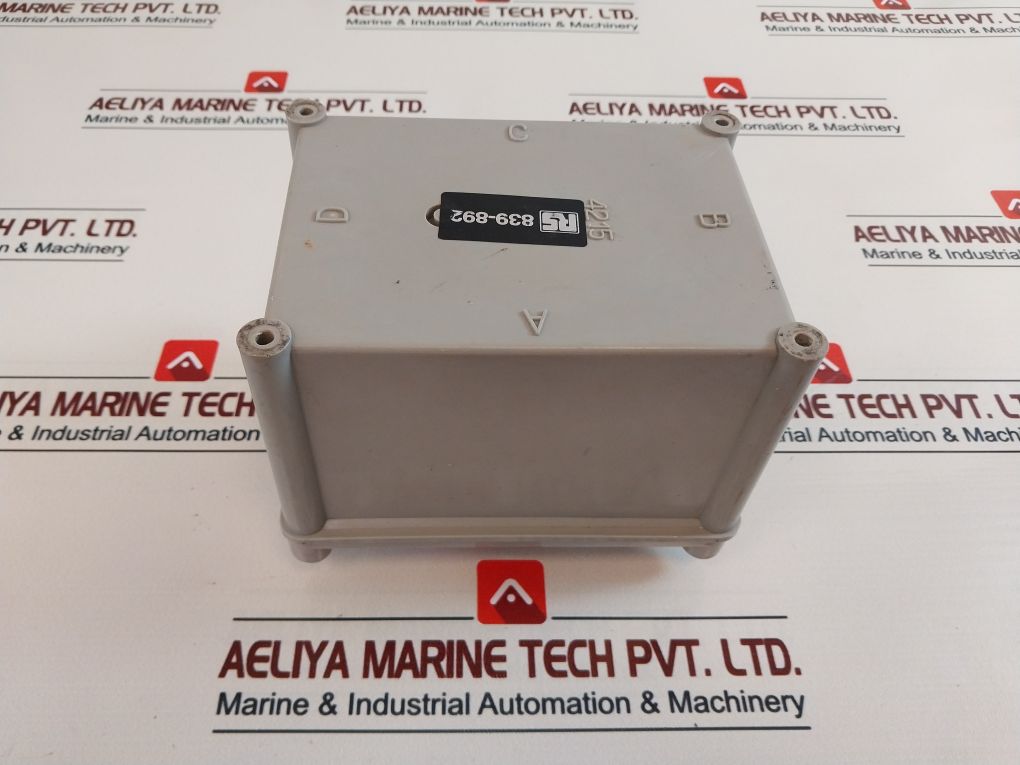 Rs 839-892 Radio Battery Charger