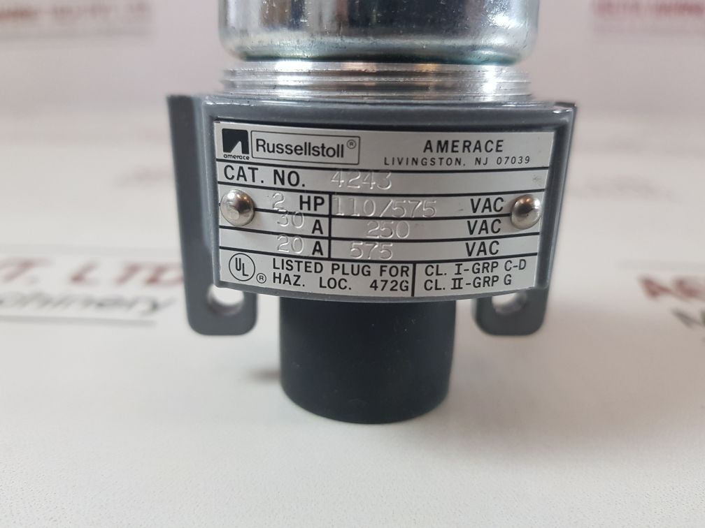 Russellstoll 4243 Explossion-proof Line Interlocked Plug – Aeliya Marine
