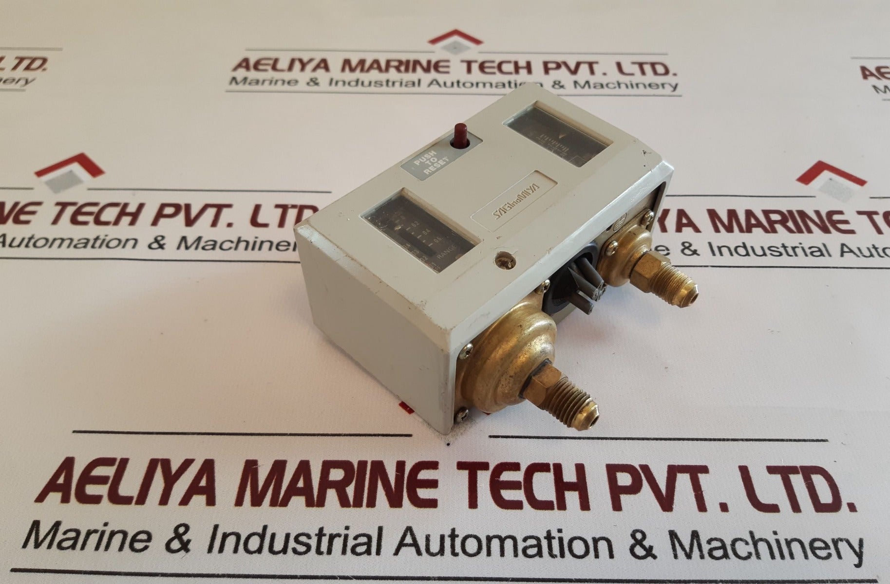 Saginomiya Dns-d606M Dual Pressure Control Switch -0.06 To 0.6/ 0.8 To 3 Mpa