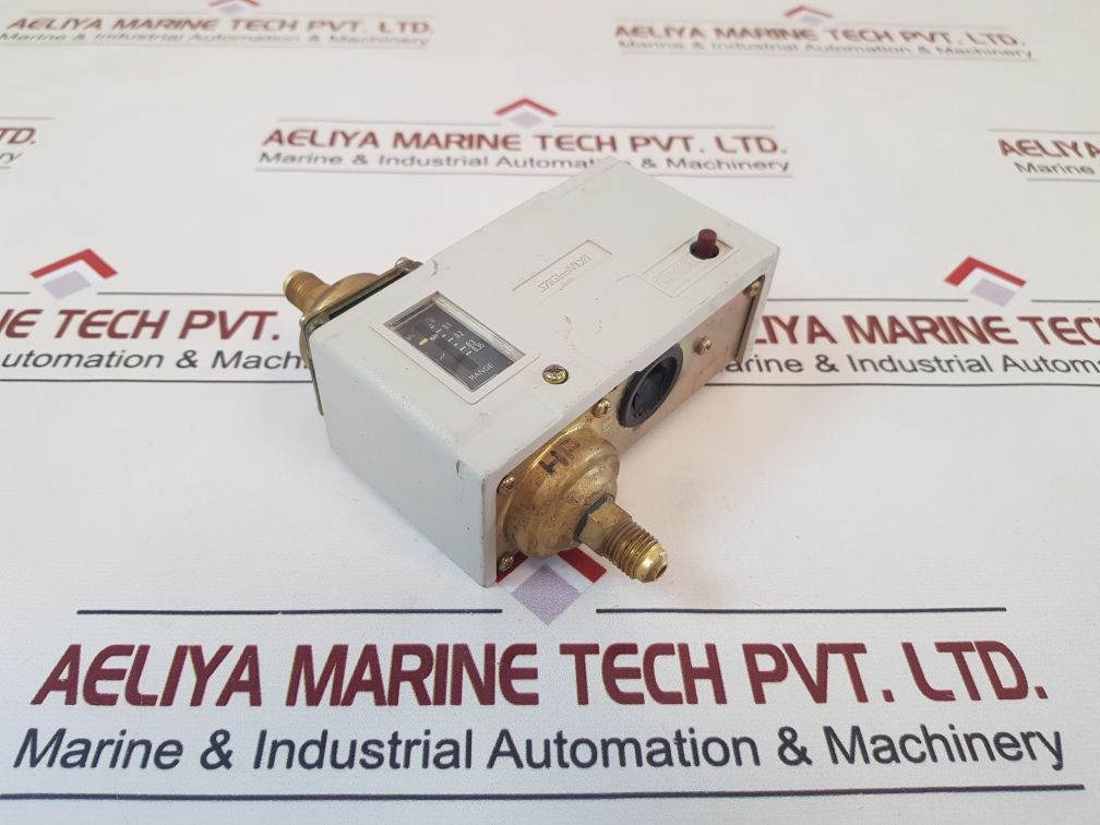 Saginomiya Ons-c106 Pressure Switch 1.5Mpa 