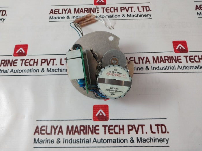 Saia 830 3S 39µF 24 Vac Ufr3Nb4F25Annn