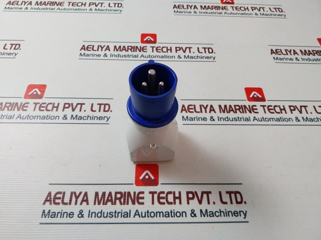 Scame 610.374 One-way Adaptor 16A 250V