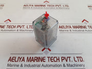 Scanning devices 110b-a photoelectric amplifier