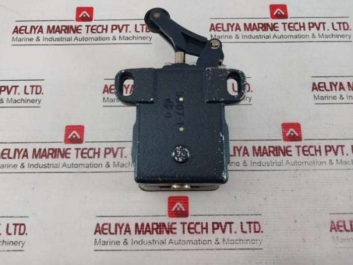 Schmersal Mk 441-11Y Position And Limit Switch 250V Ac-15