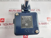 Schmersal Td 422-01Y-1090 Medium Duty Position Switch 250V 4Kv 2U9