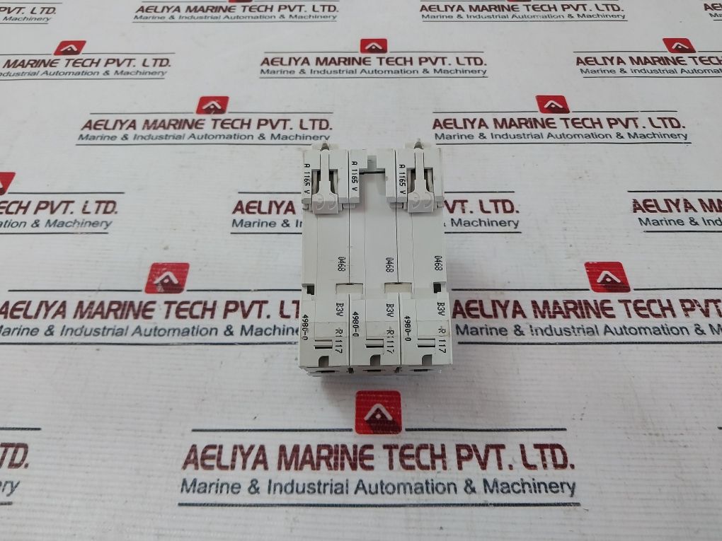 Schneider 24214 Circuit Breaker