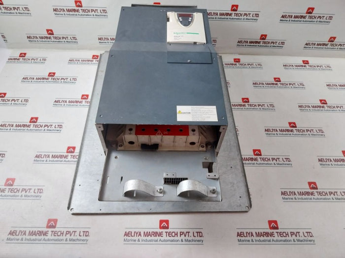 Schneider Electric/Telemecanique Altivar 71 Atv71Hd55N4Z Variable Speed Drive